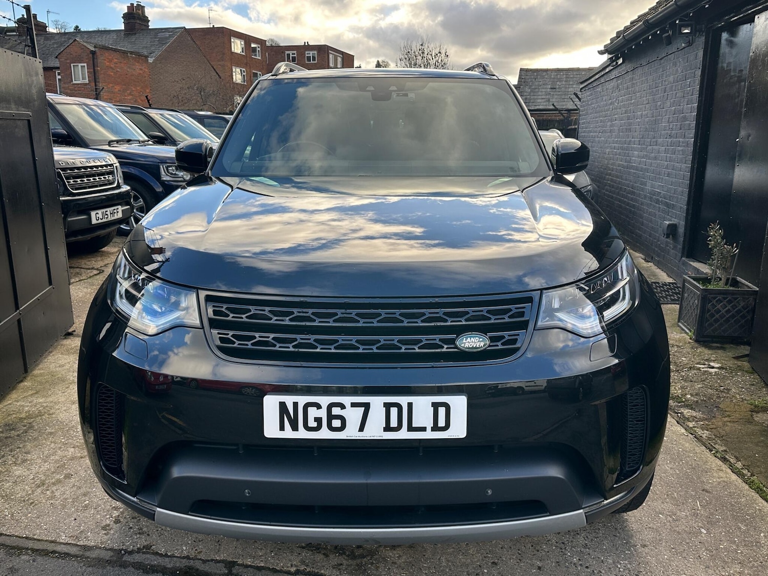 Used Land Rover Discovery 2018 for sale - 75707981: Photo 63