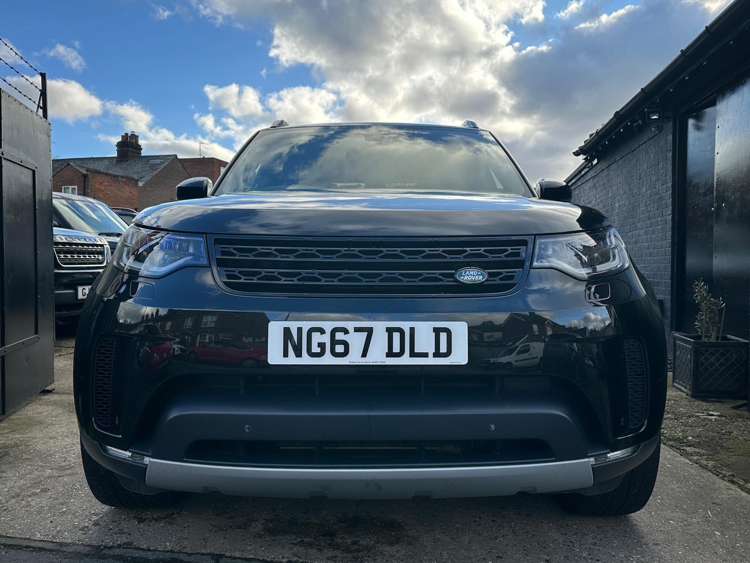 Used Land Rover Discovery 2018 for sale - 75707981: Photo 67