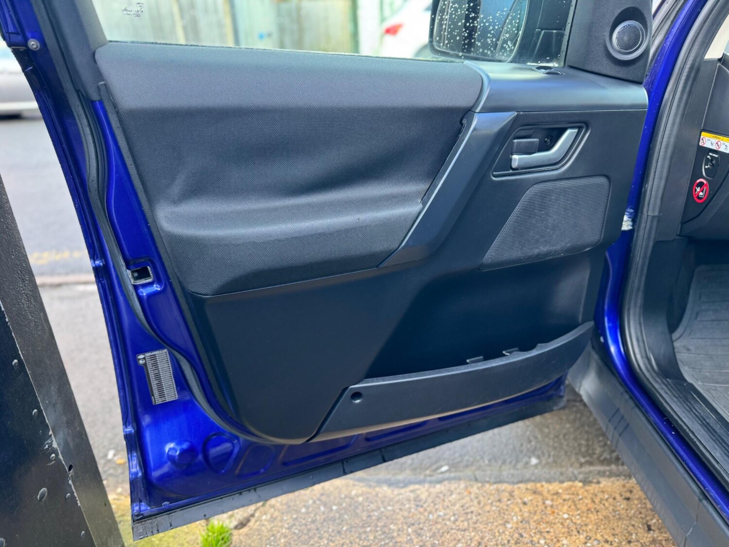 Used Land Rover Freelander 2011 for sale - 77573978: Photo 14