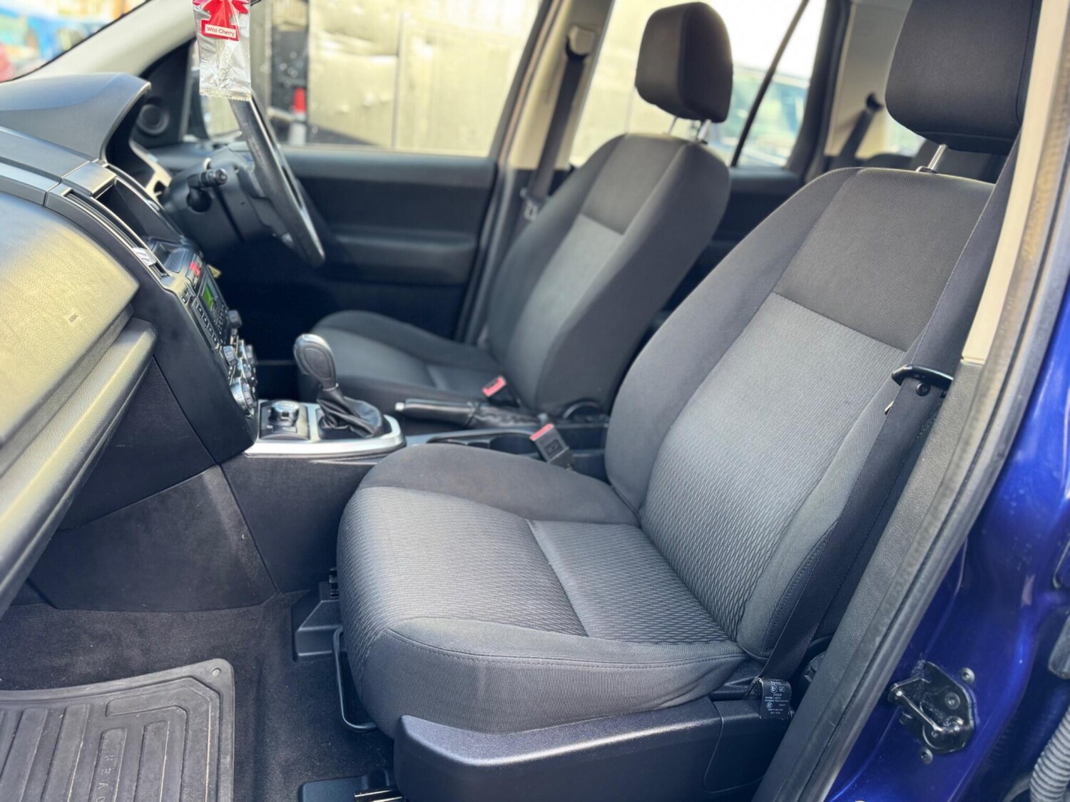 Used Land Rover Freelander 2011 for sale - 77573978: Photo 30