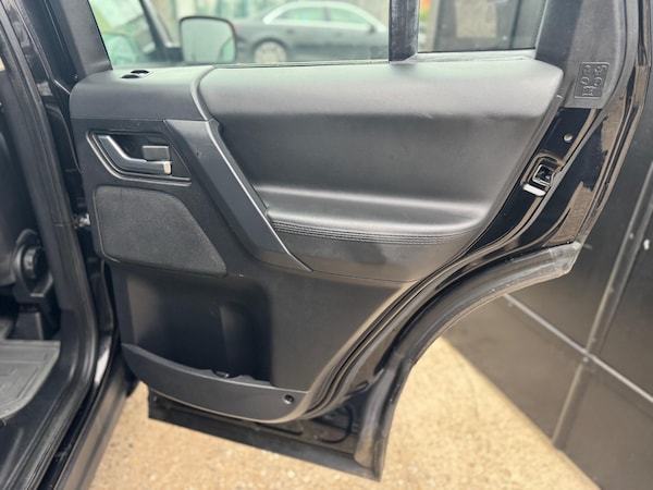 Used Land Rover Freelander 2 2014 for sale - 76283486: Photo 21