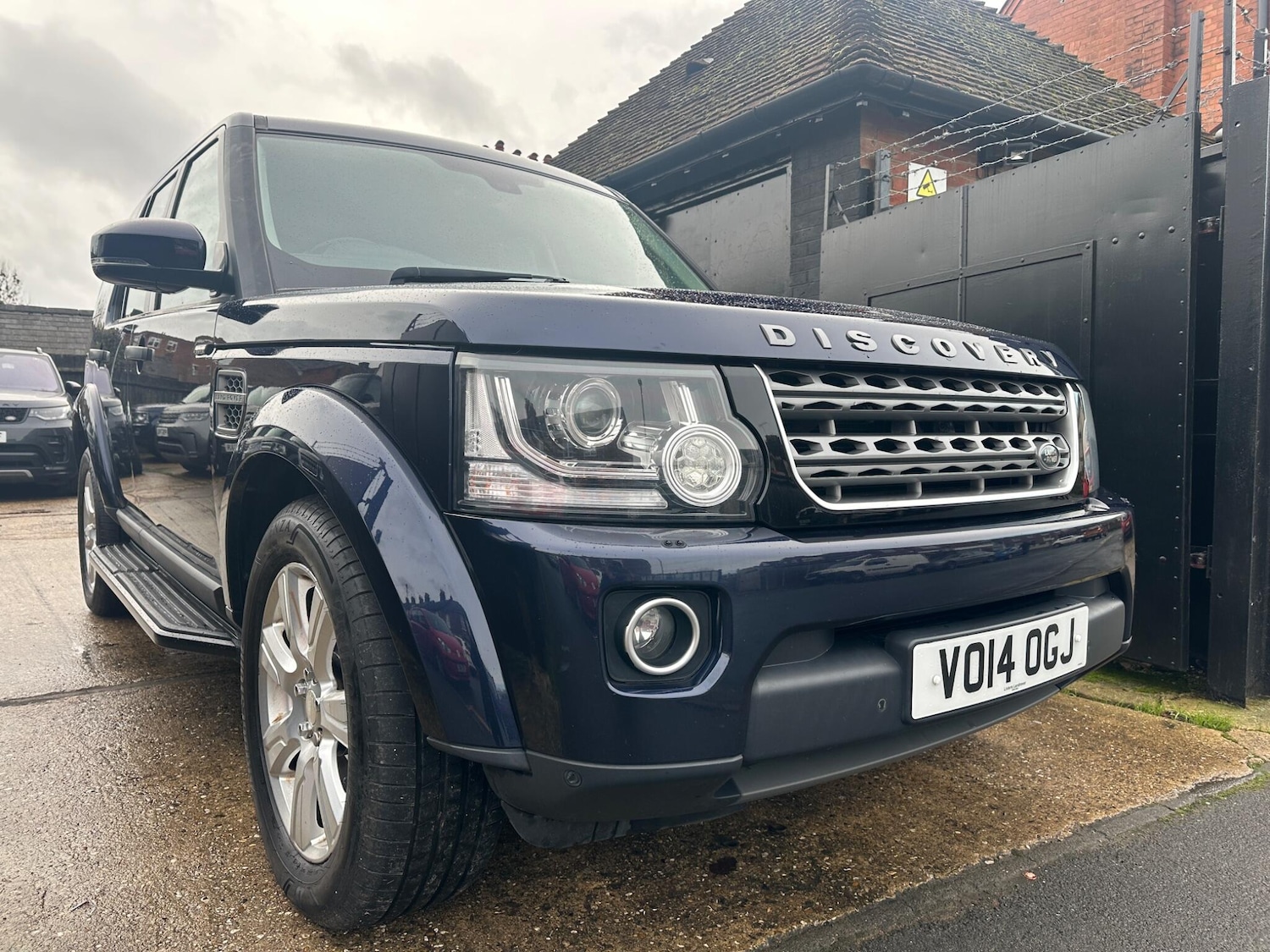 Used Land Rover Discovery 4 2014 for sale - 75782159: Photo 14