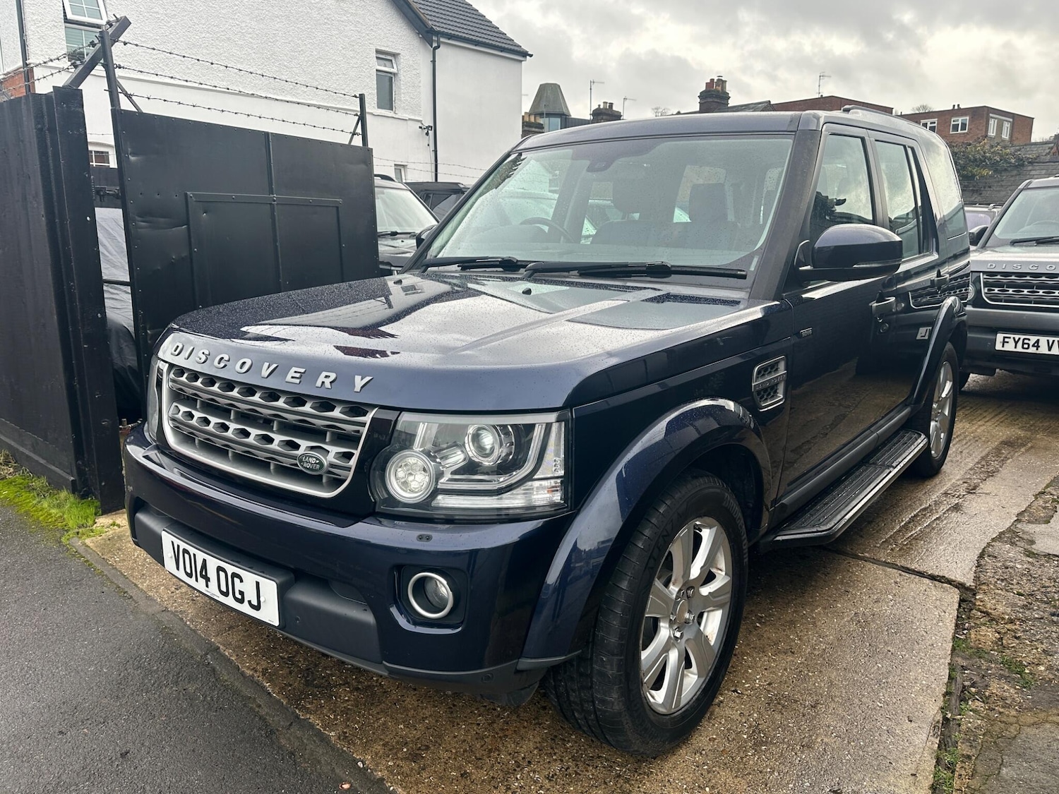 Used Land Rover Discovery 4 2014 for sale - 75782159: Photo 32