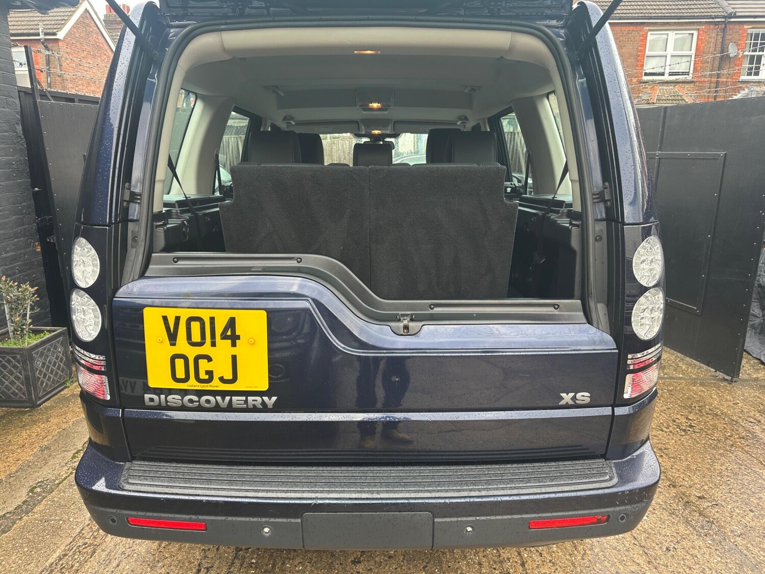 Used Land Rover Discovery 4 2014 for sale - 75782159: Photo 40