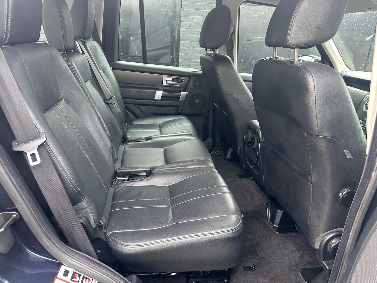 Used Land Rover Discovery 4 2014 for sale - 75782159: Photo 43