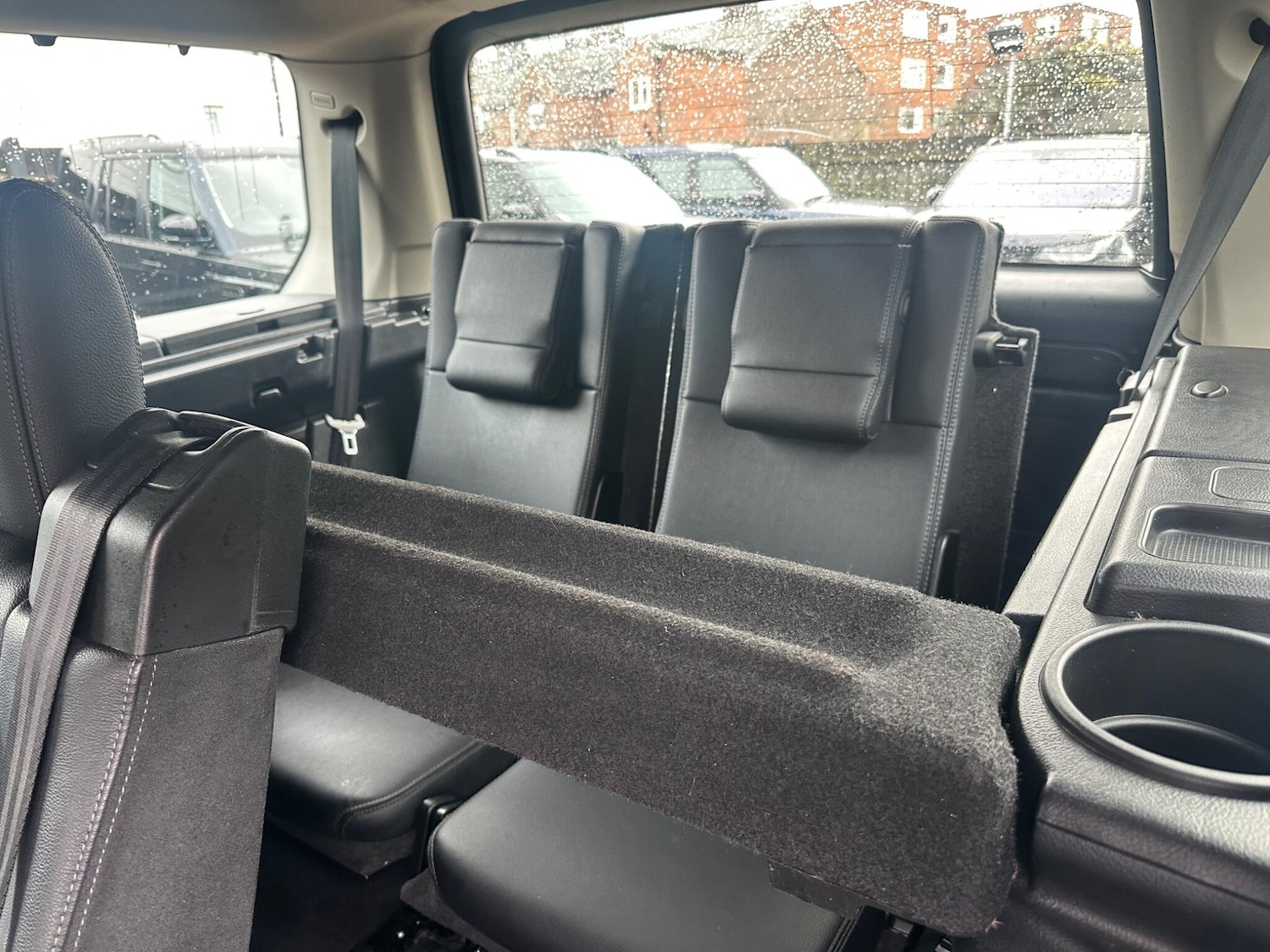 Used Land Rover Discovery 4 2014 for sale - 75782159: Photo 58