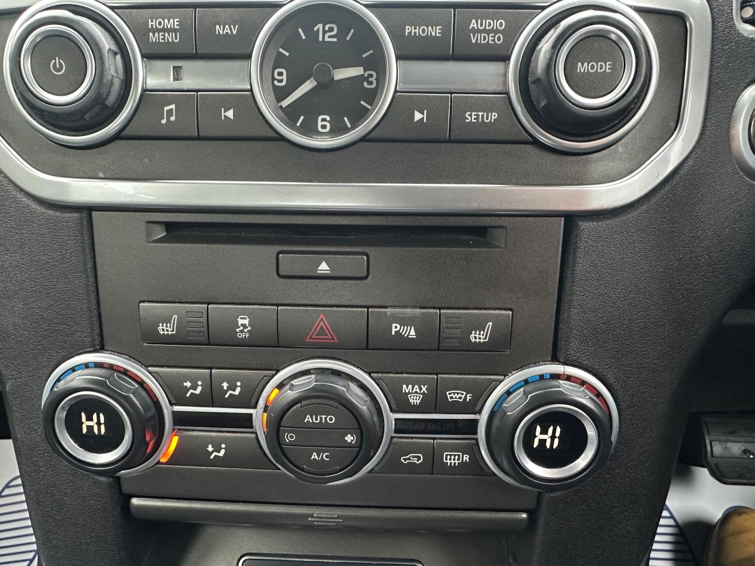 Used Land Rover Discovery 4 2014 for sale - 75782159: Photo 60