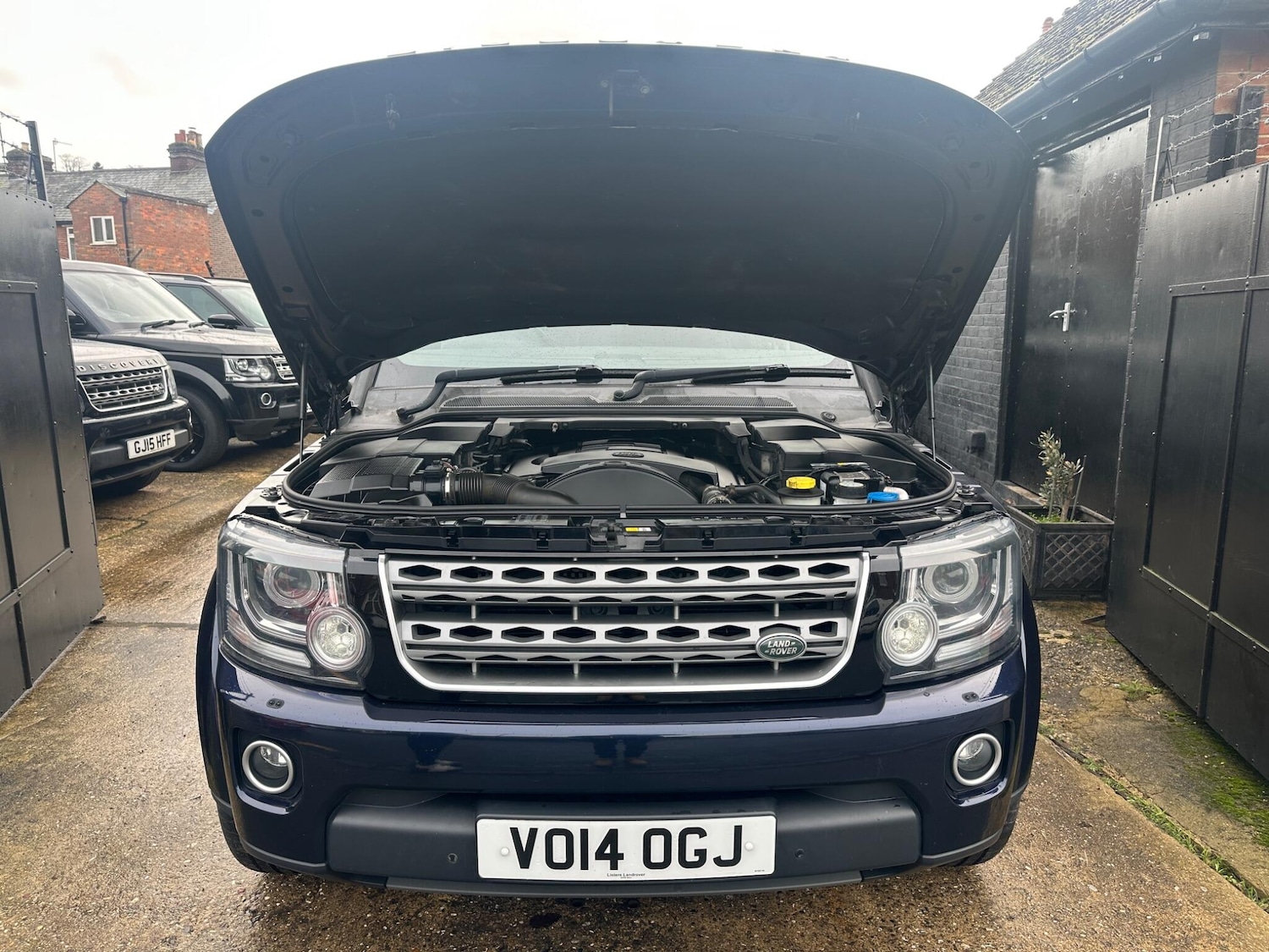 Used Land Rover Discovery 4 2014 for sale - 75782159: Photo 61