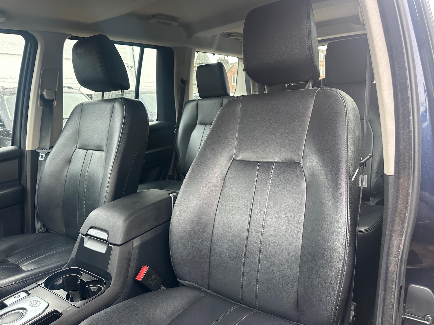 Used Land Rover Discovery 4 2014 for sale - 75782159: Photo 67