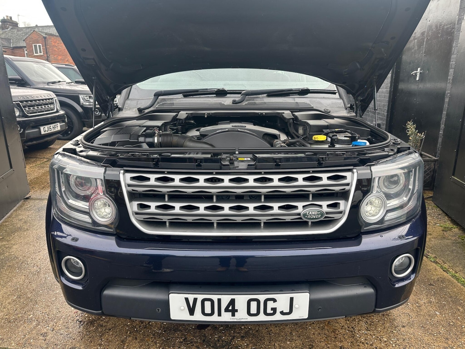 Used Land Rover Discovery 4 2014 for sale - 75782159: Photo 73