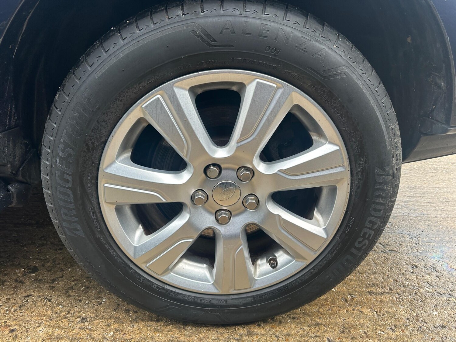 Used Land Rover Discovery 4 2014 for sale - 75782159: Photo 76