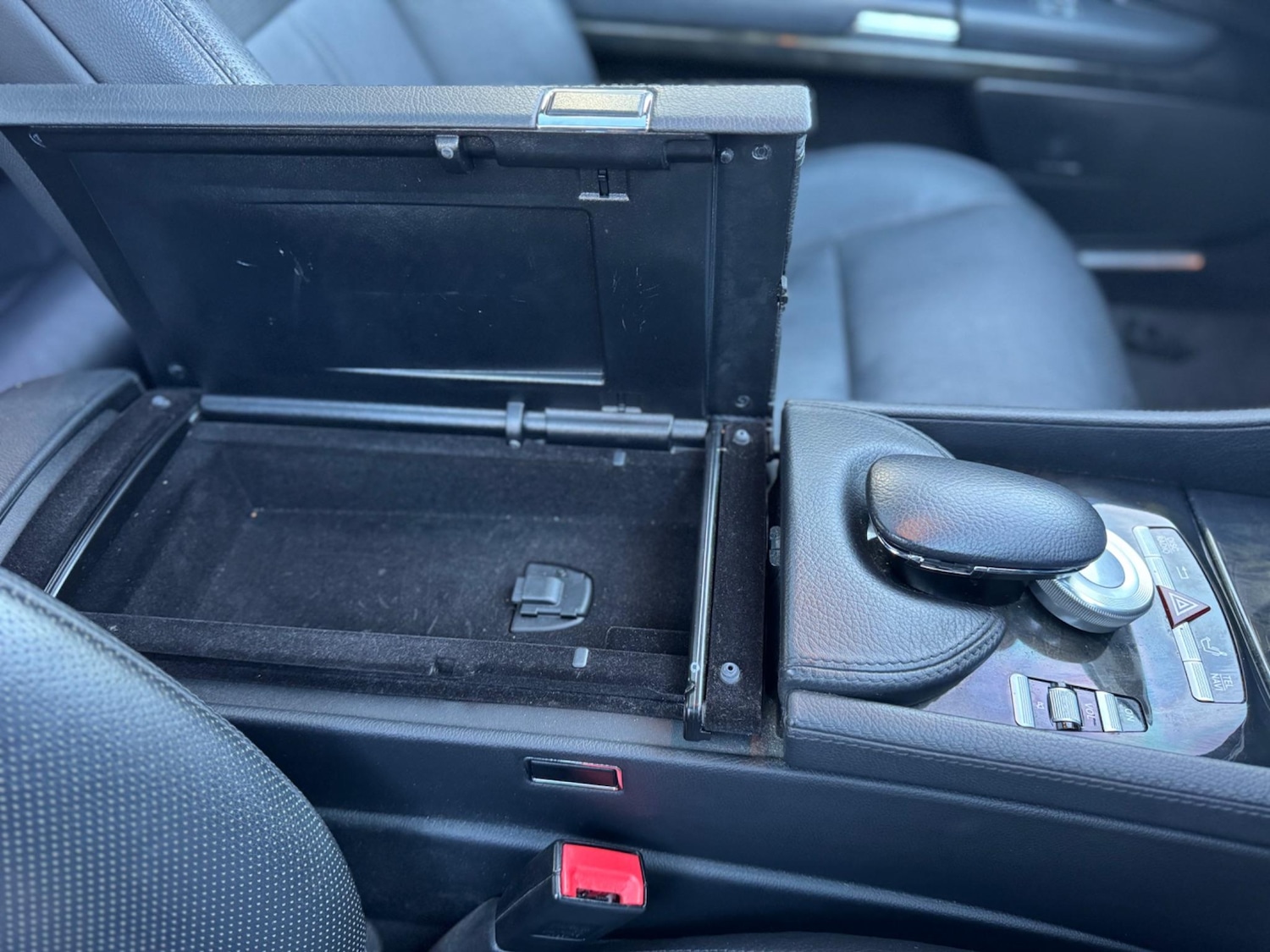 Used Mercedes-Benz CL 2009 for sale - 76988120: Photo 35