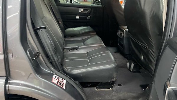 Used Land Rover Discovery 4 2015 for sale - 74920240: Photo 5