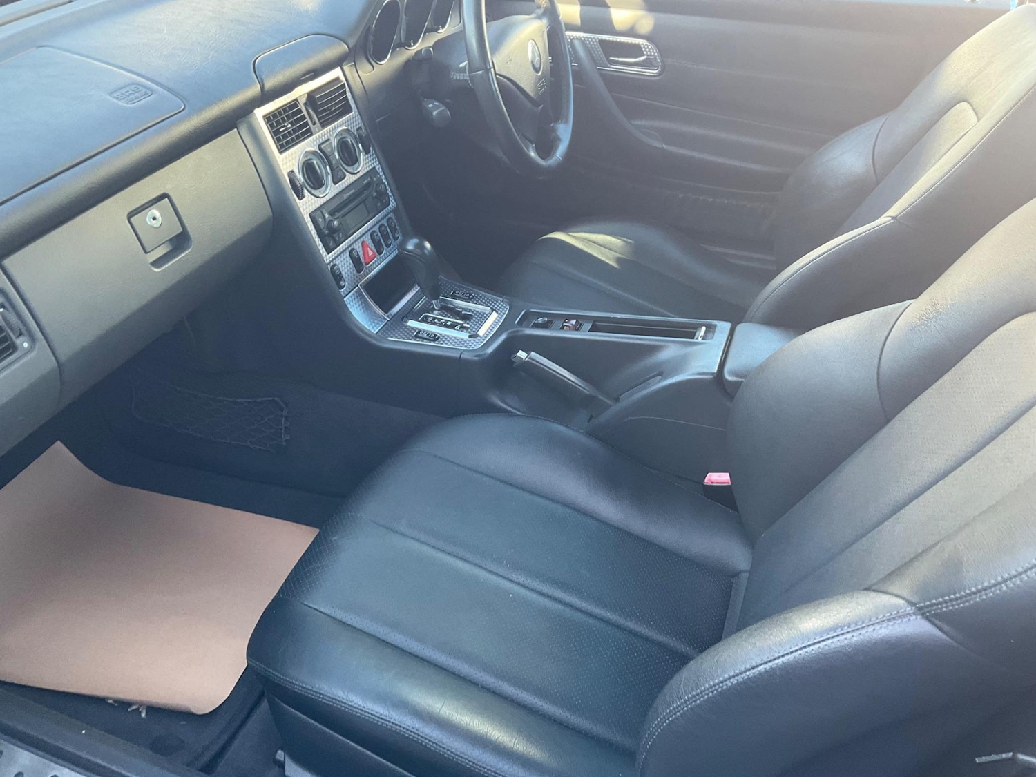 Used Mercedes-Benz SLK 2004 for sale - 76994791: Photo 24