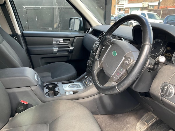 Used Land Rover Discovery 4 2013 for sale - 75339629: Photo 24