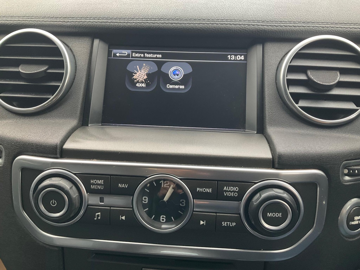 Used Land Rover Discovery 4 2014 for sale - 76989749: Photo 43