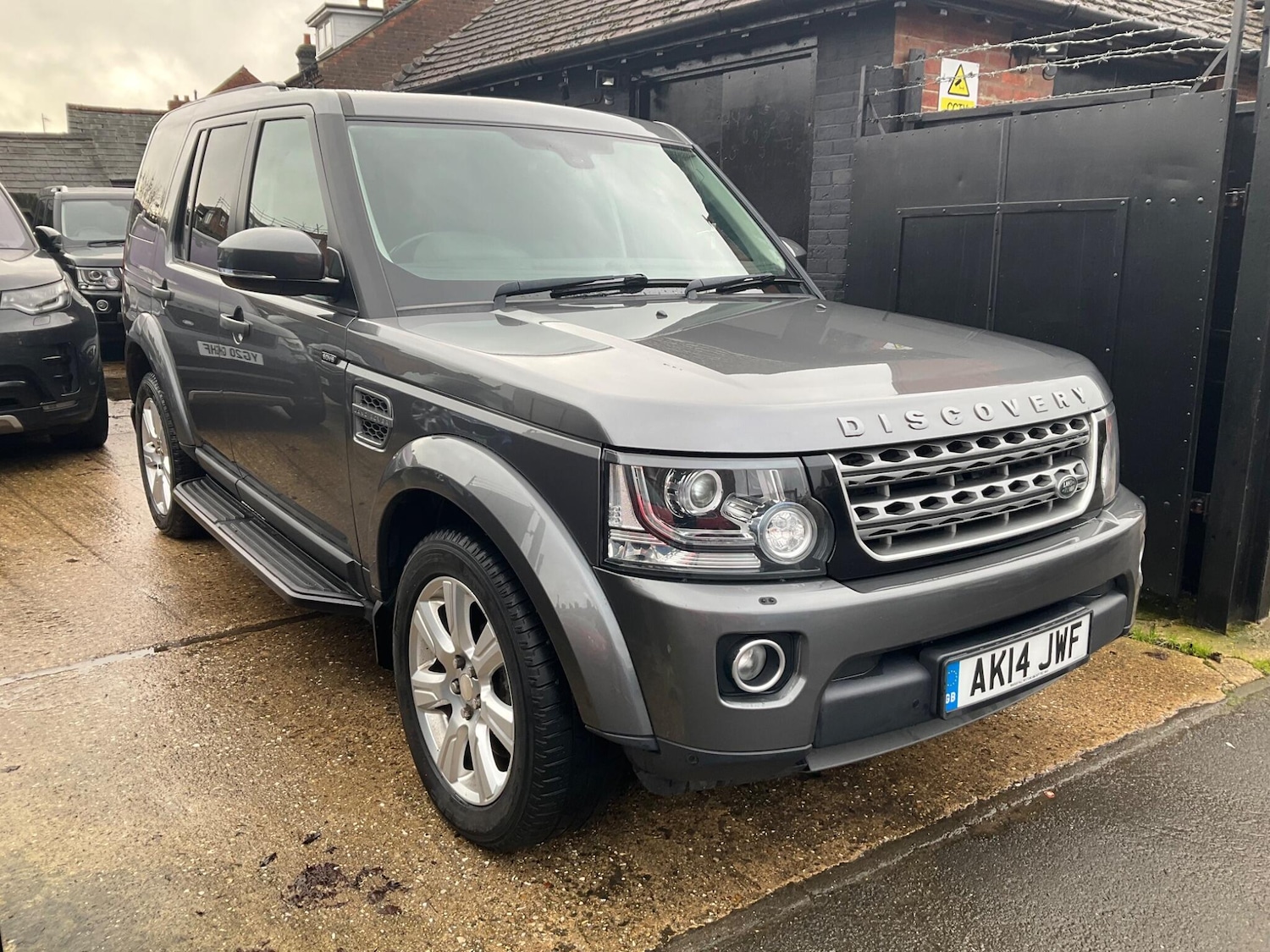 Used Land Rover Discovery 4 2014 for sale - 76989749: Photo 46