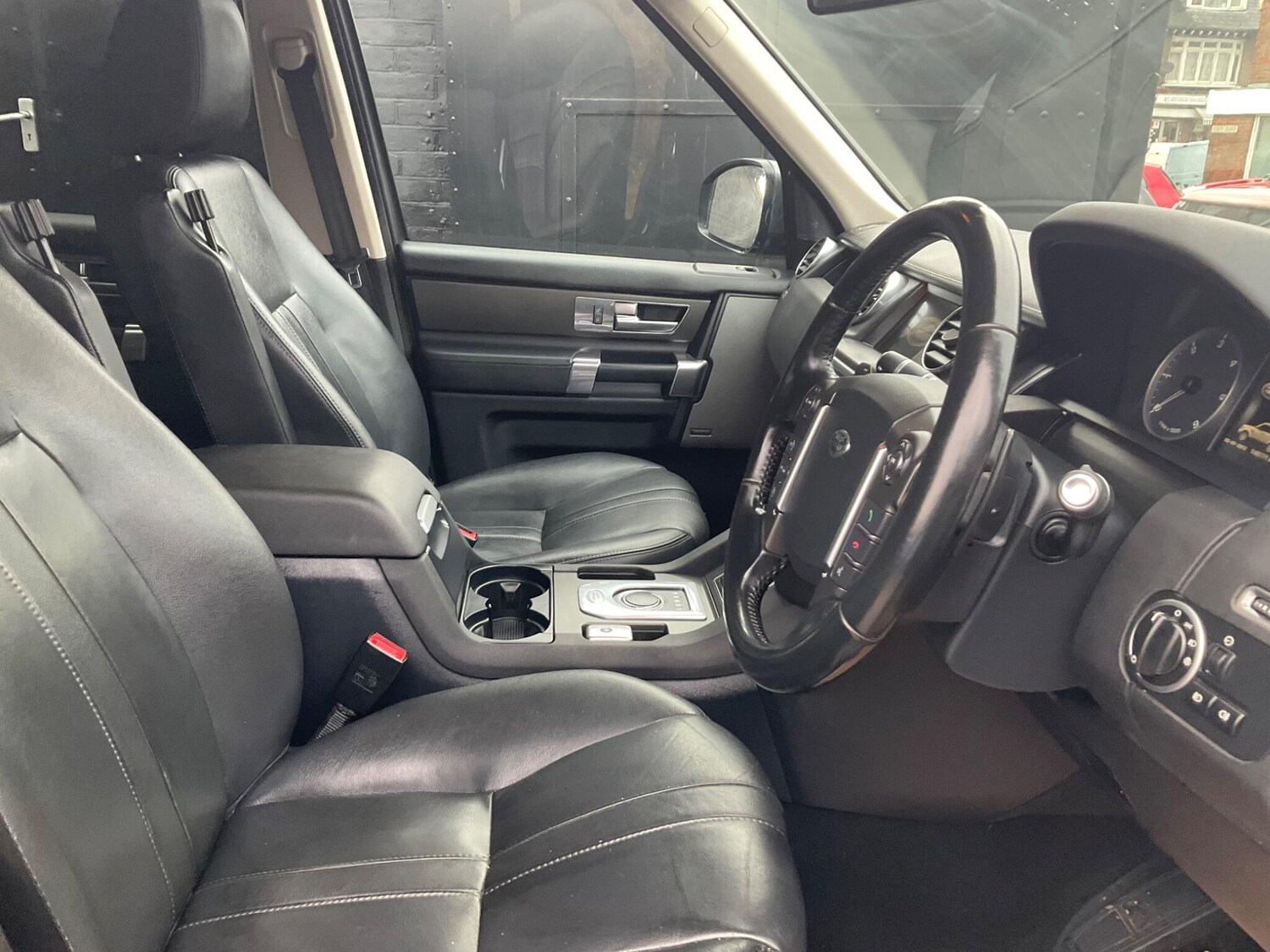 Used Land Rover Discovery 4 2014 for sale - 76989749: Photo 56