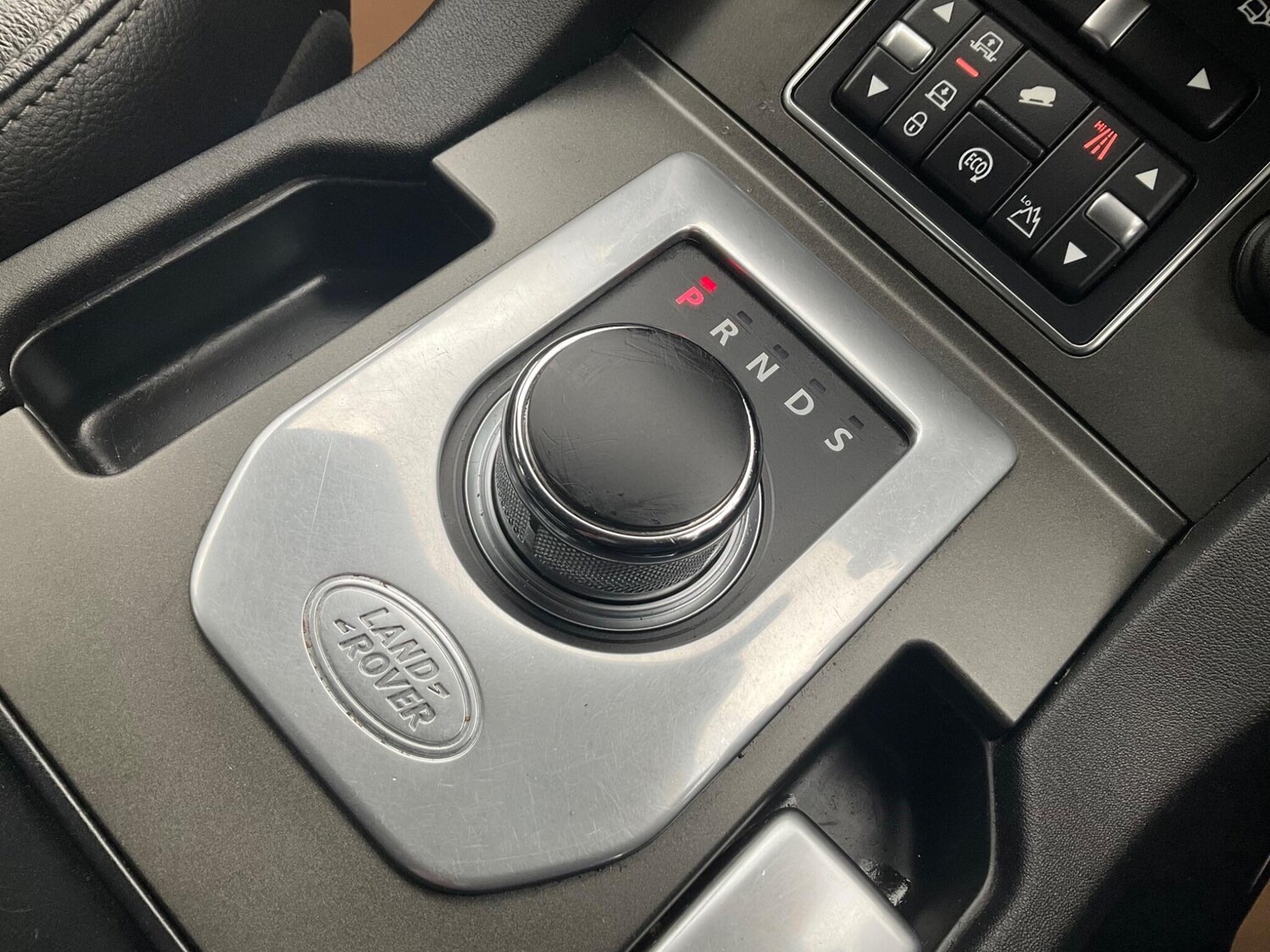 Used Land Rover Discovery 4 2014 for sale - 76989749: Photo 65