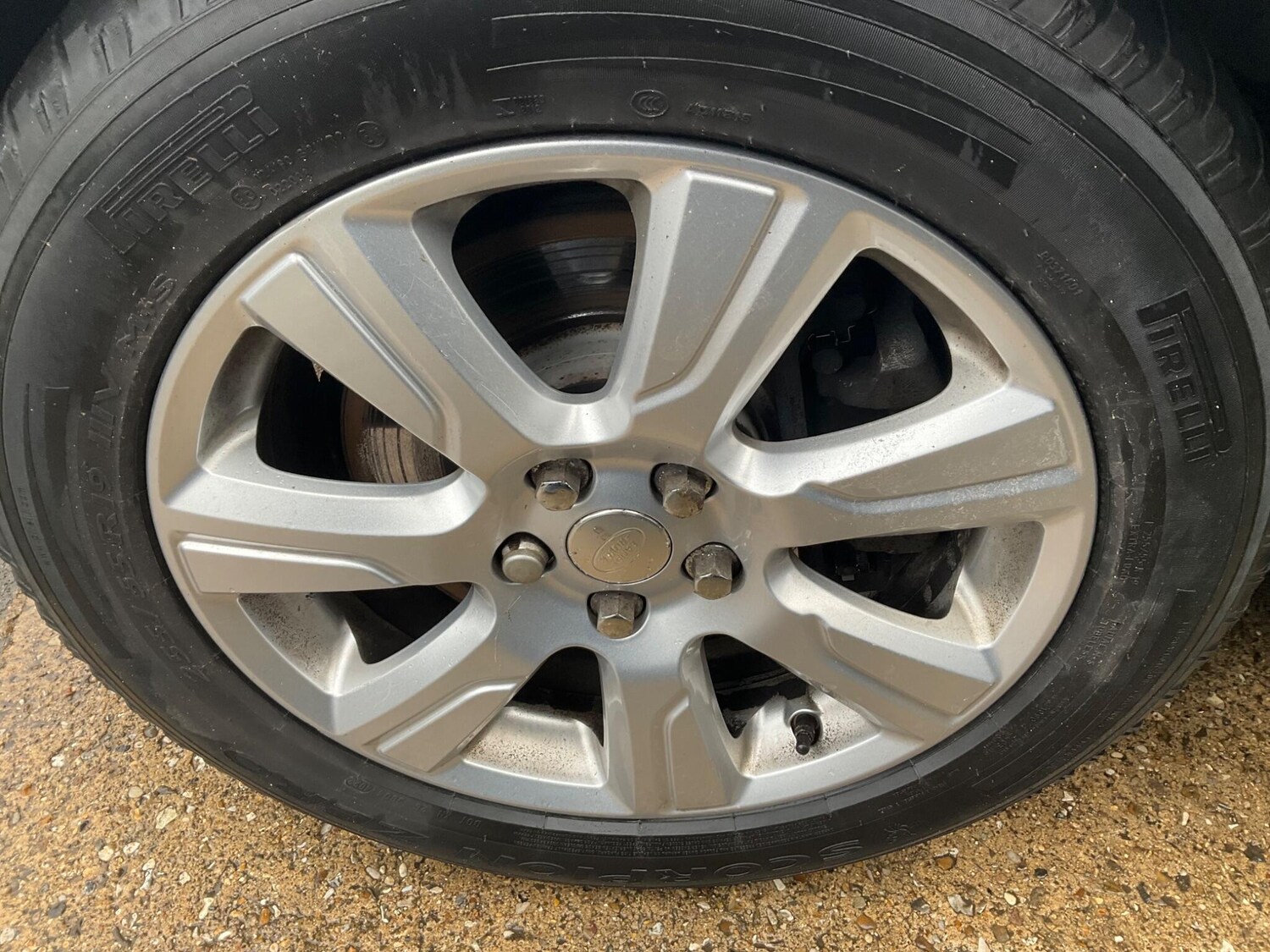 Used Land Rover Discovery 4 2014 for sale - 76989749: Photo 69