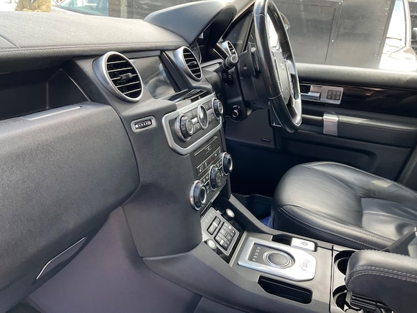 Used Land Rover Discovery 4 2015 for sale - 74135117: Photo 20
