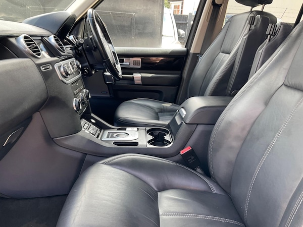 Used Land Rover Discovery 4 2015 for sale - 74135117: Photo 26