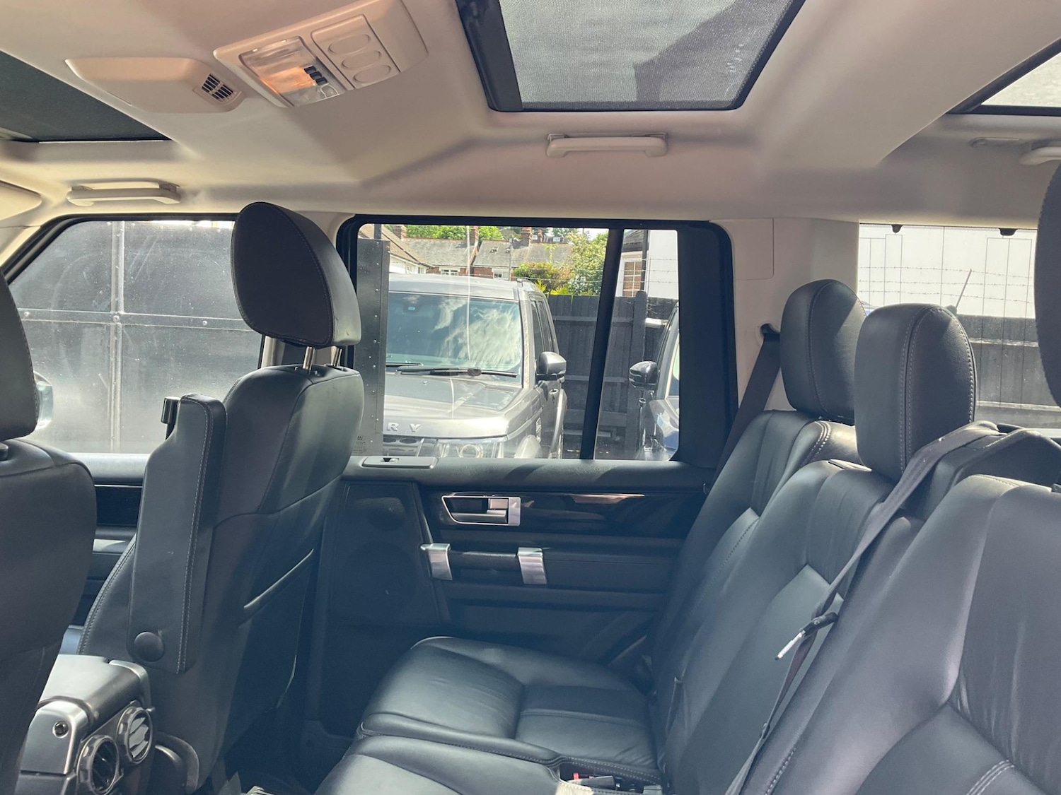Vehicle 29