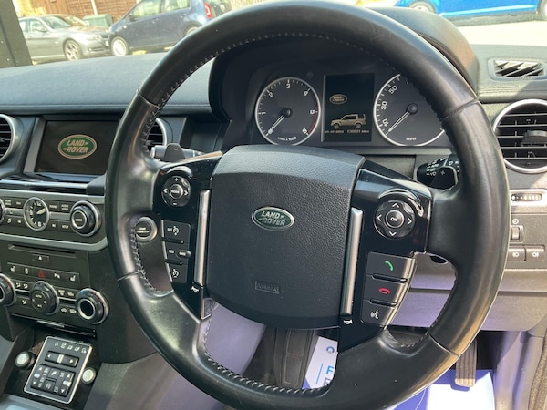 Used Land Rover Discovery 4 2015 for sale - 74135117: Photo 55