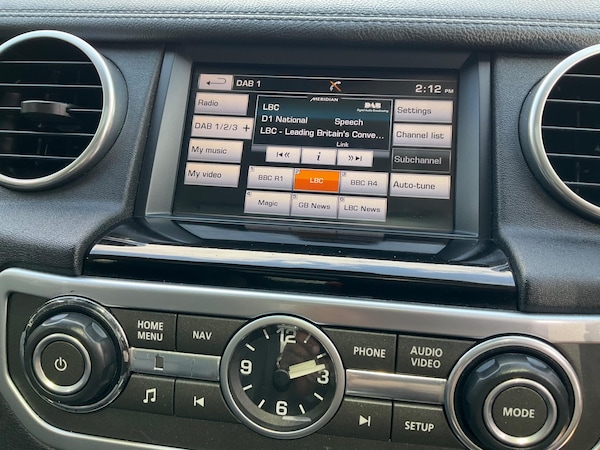 Used Land Rover Discovery 4 2015 for sale - 74135117: Photo 73