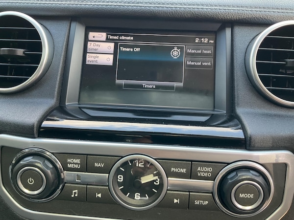 Used Land Rover Discovery 4 2015 for sale - 74135117: Photo 74