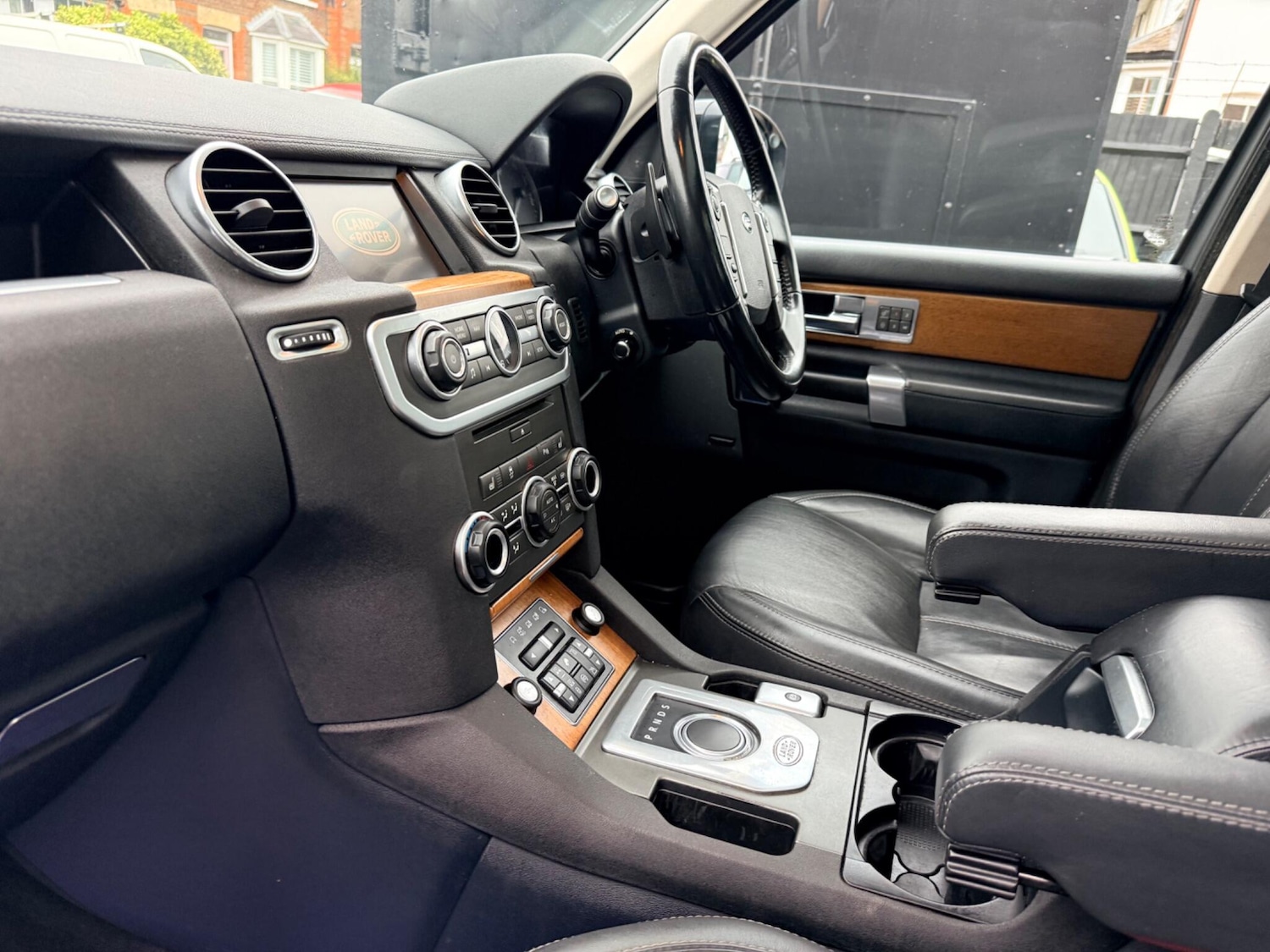 Used Land Rover Discovery 4 2015 for sale - 74920306: Photo 12