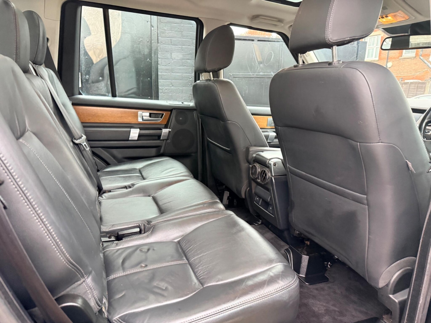 Used Land Rover Discovery 4 2015 for sale - 74920306: Photo 49