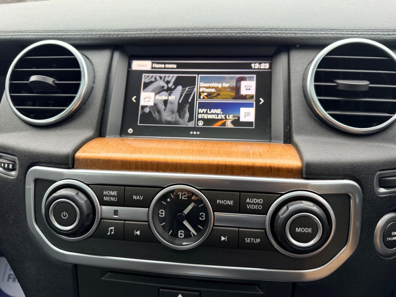 Used Land Rover Discovery 4 2015 for sale - 74920306: Photo 64