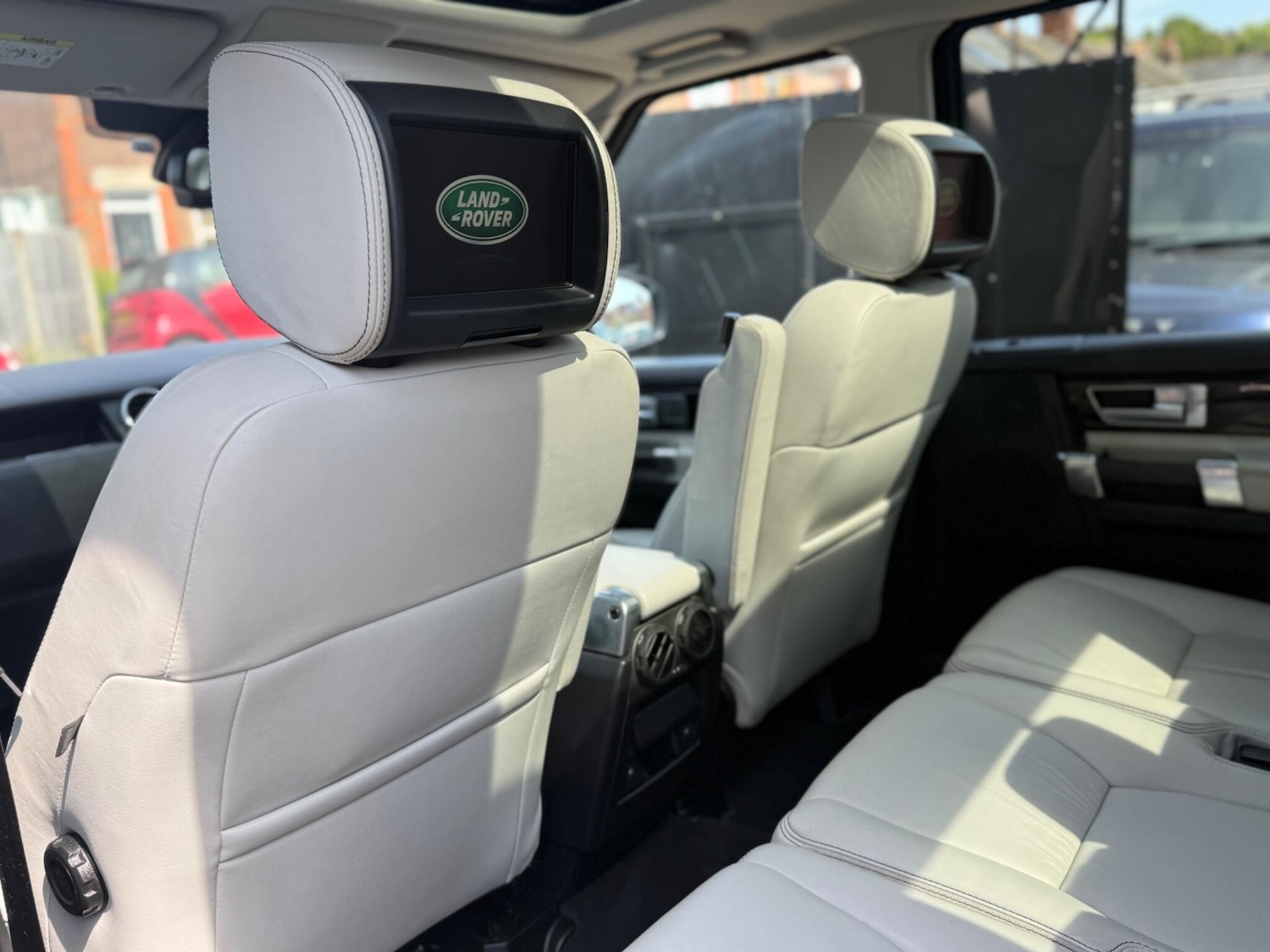 Used Land Rover Discovery 4 2014 for sale - 75246761: Photo 15