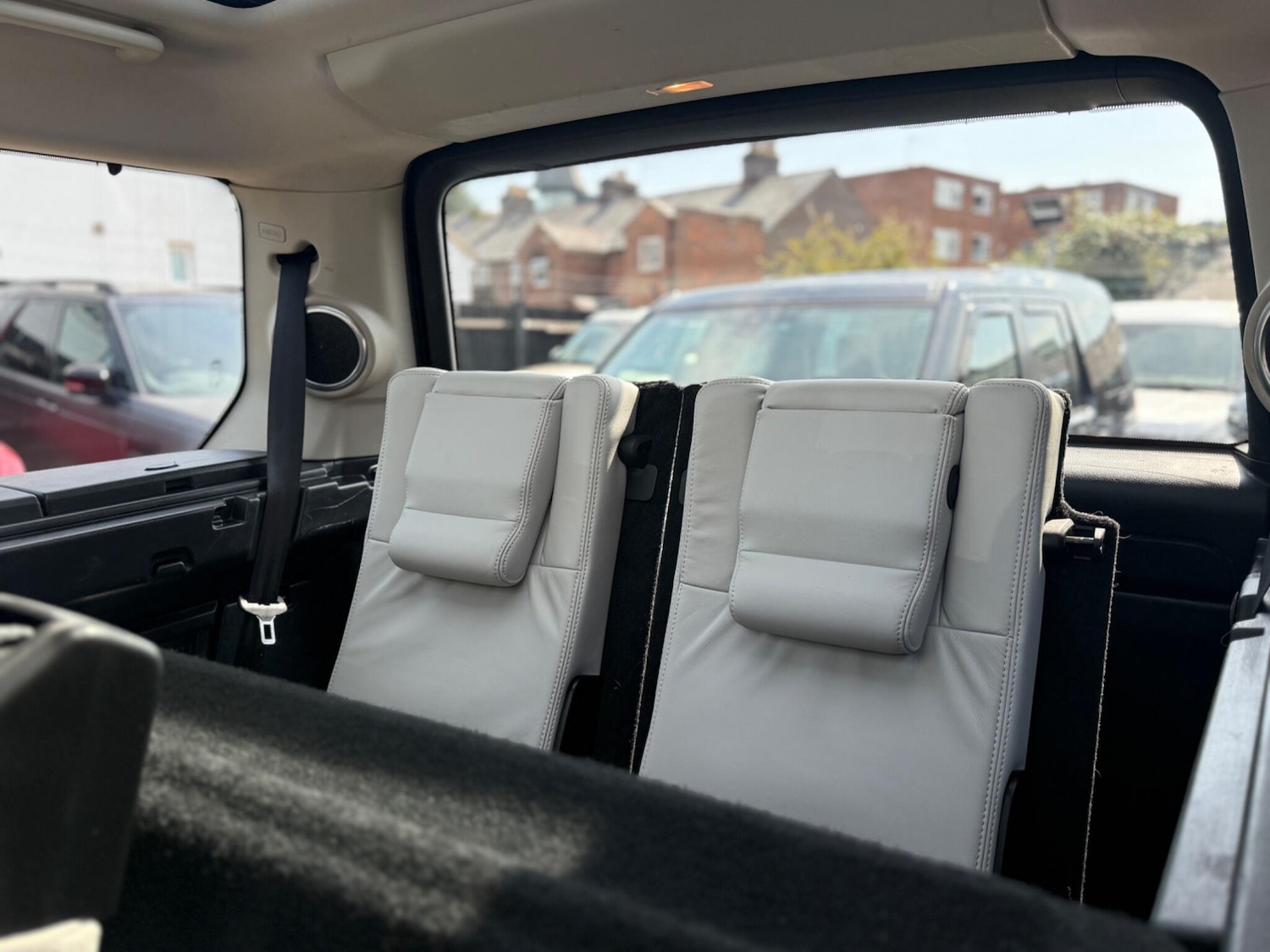 Used Land Rover Discovery 4 2014 for sale - 75246761: Photo 30