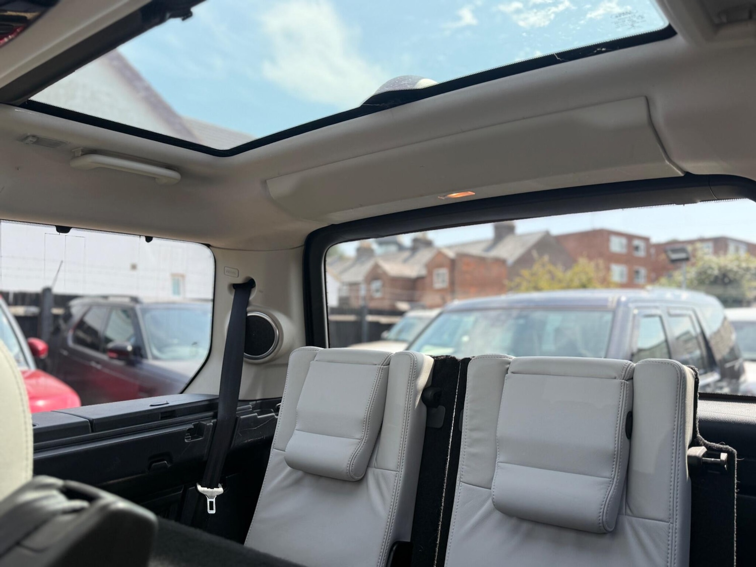 Used Land Rover Discovery 4 2014 for sale - 75246761: Photo 32