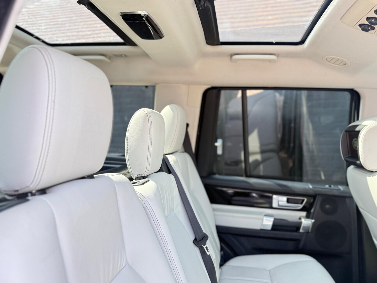 Used Land Rover Discovery 4 2014 for sale - 75246761: Photo 45