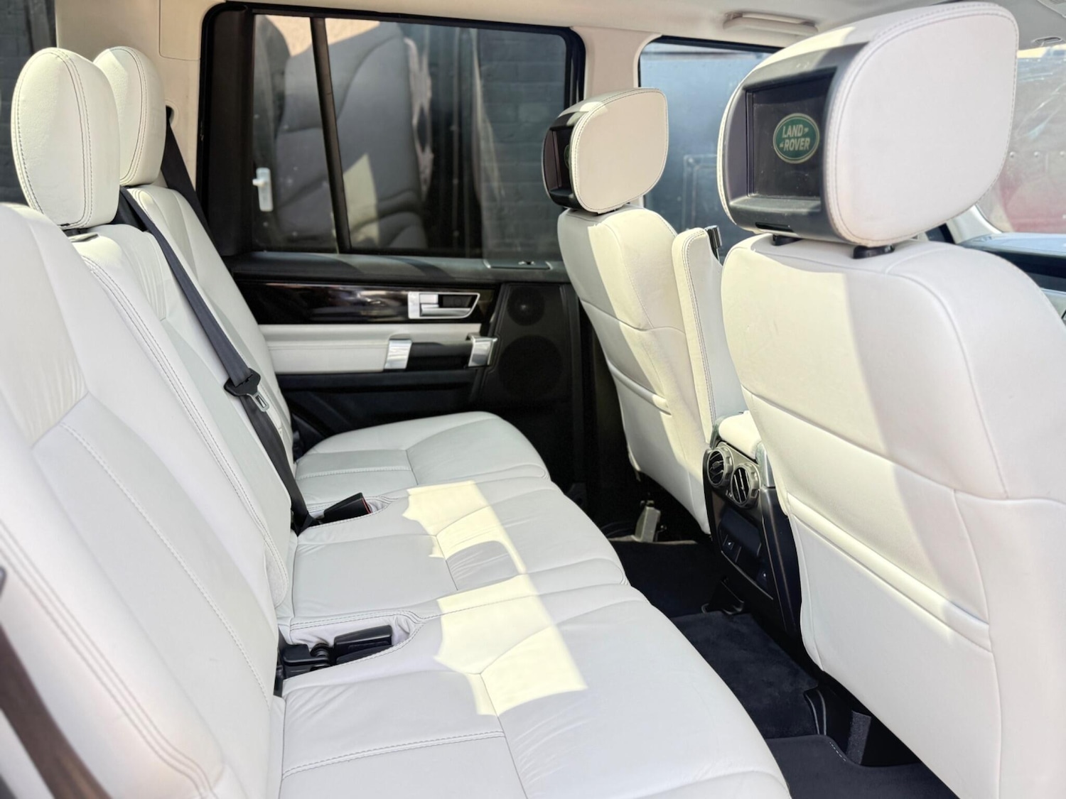 Used Land Rover Discovery 4 2014 for sale - 75246761: Photo 53