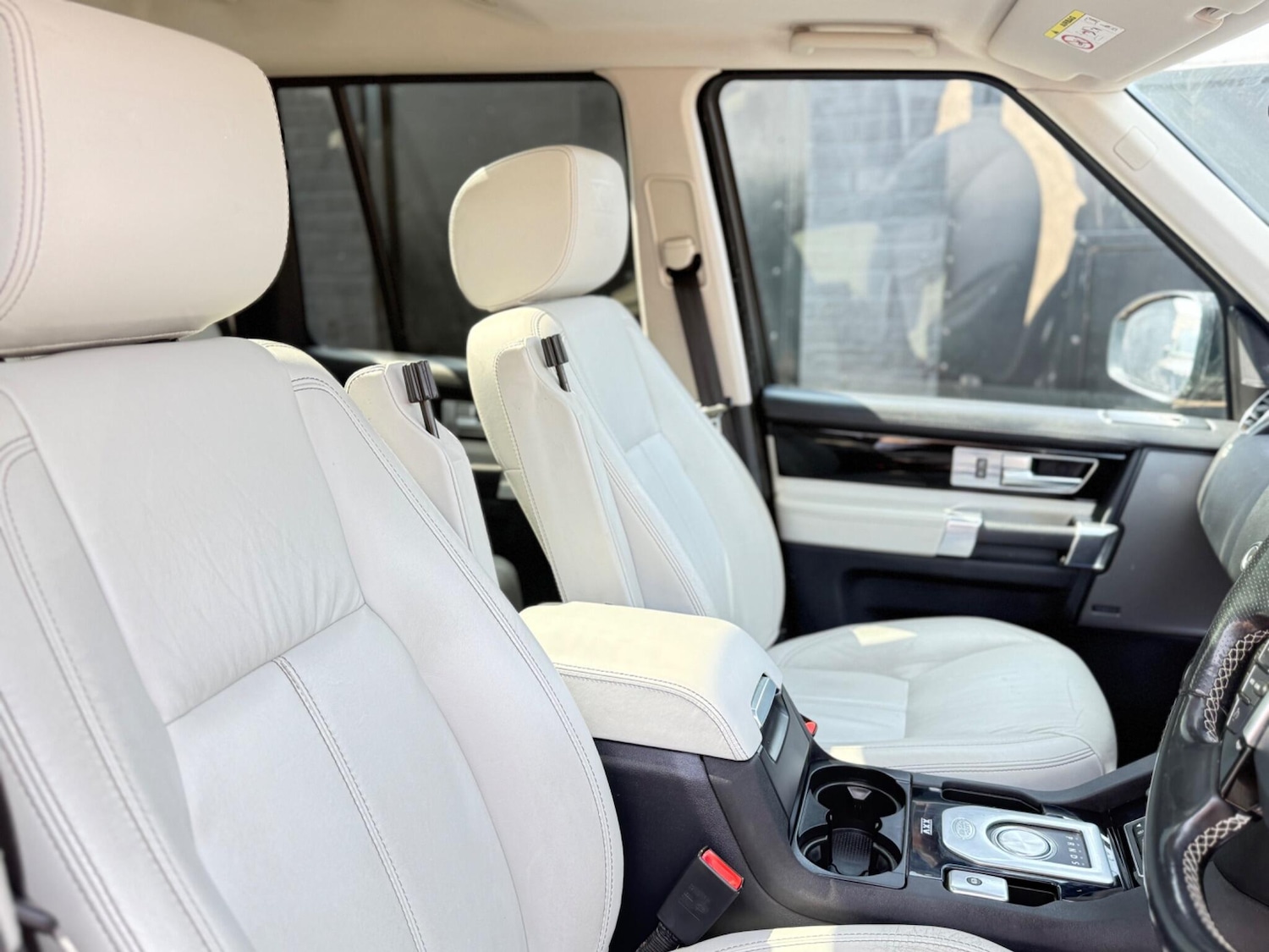 Used Land Rover Discovery 4 2014 for sale - 75246761: Photo 59