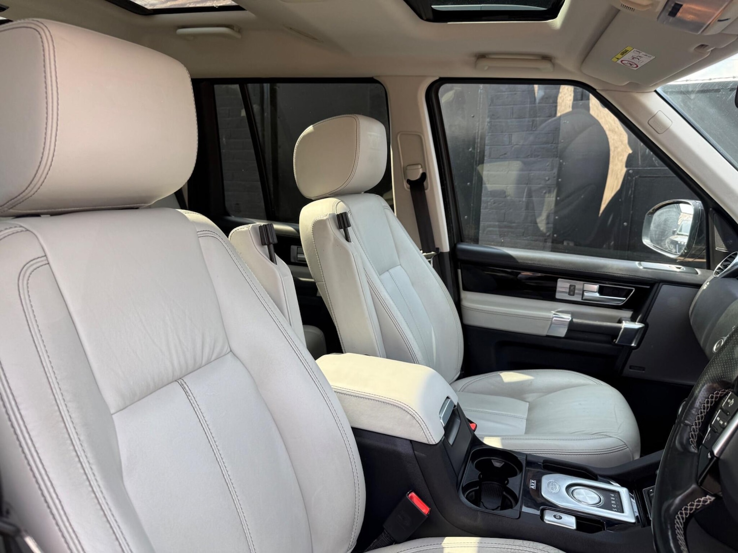 Used Land Rover Discovery 4 2014 for sale - 75246761: Photo 63