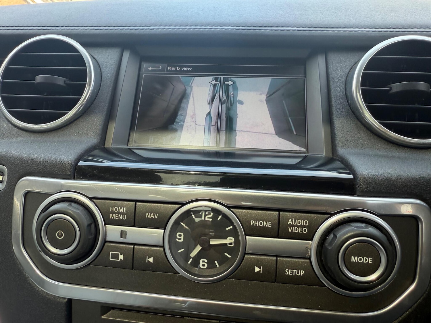 Used Land Rover Discovery 4 2014 for sale - 75246761: Photo 64