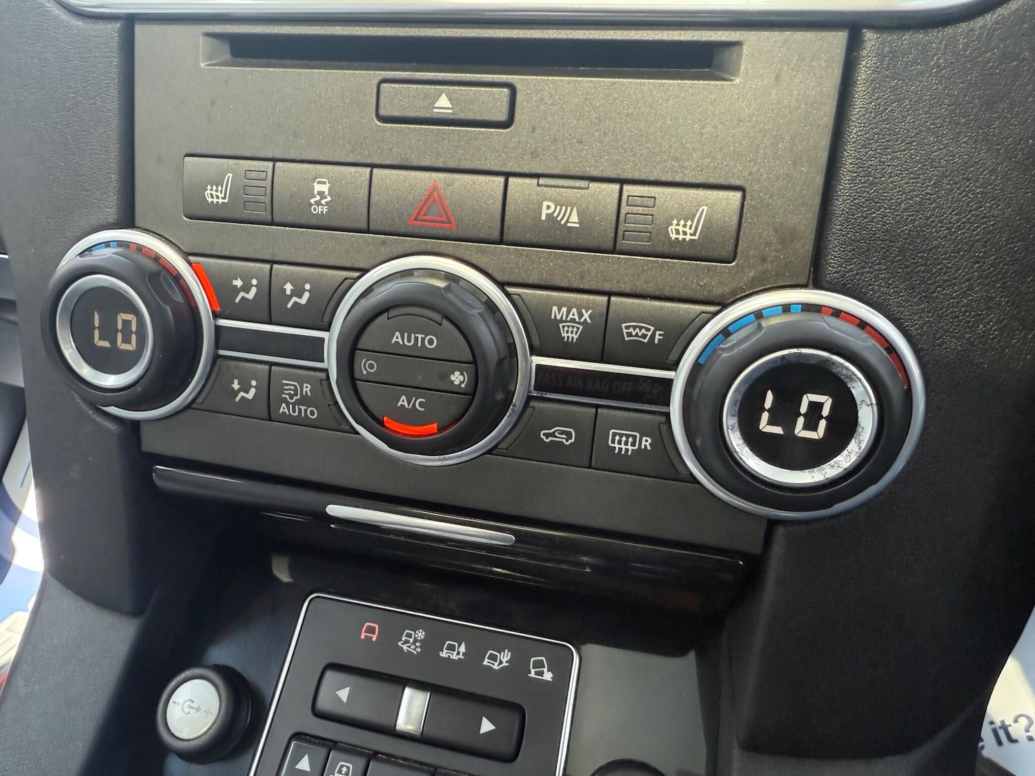 Used Land Rover Discovery 4 2014 for sale - 75246761: Photo 69