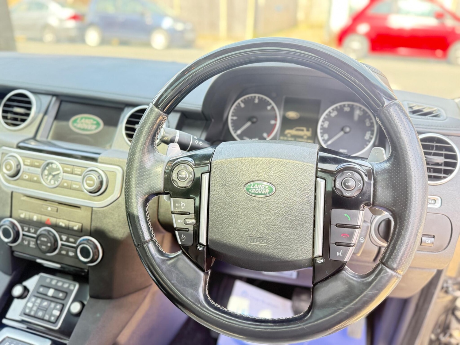 Used Land Rover Discovery 4 2014 for sale - 75246761: Photo 76