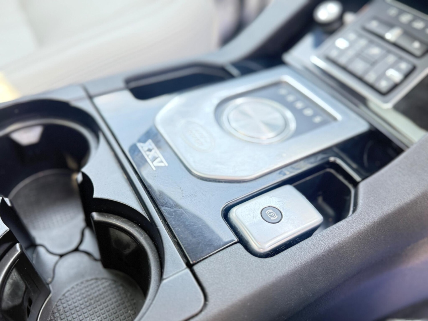 Used Land Rover Discovery 4 2014 for sale - 75246761: Photo 80