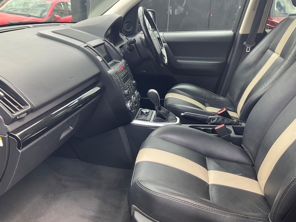 Used Land Rover Freelander 2 2011 for sale - 75269231: Photo 18
