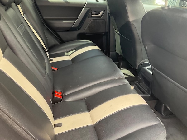 Used Land Rover Freelander 2 2011 for sale - 75269231: Photo 40