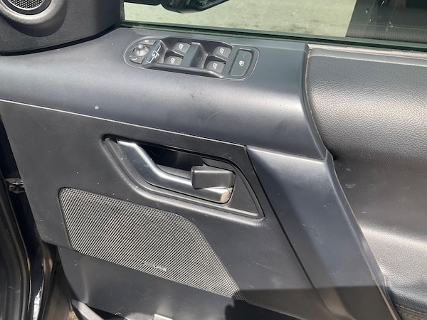 Used Land Rover Freelander 2 2011 for sale - 75269231: Photo 42