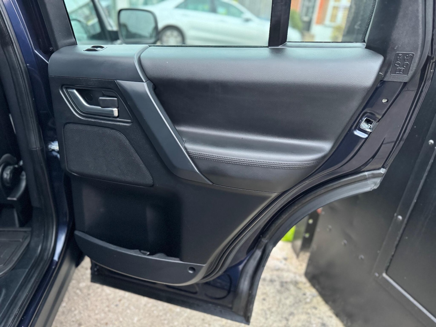 Used Land Rover Freelander 2013 for sale - 76646332: Photo 17