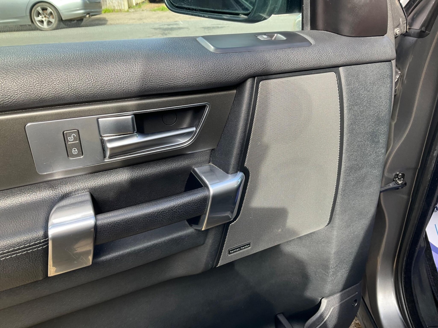 Used Land Rover Discovery 2010 for sale - 78184828: Photo 21