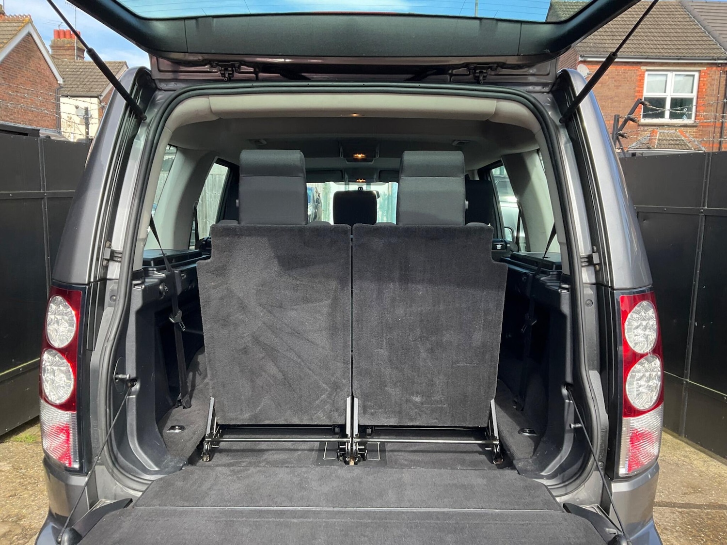 Used Land Rover Discovery 2010 for sale - 78184828: Photo 27